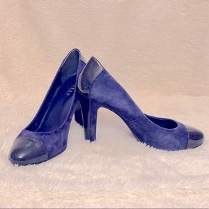 LAUREN RALPH LAUREN Suede & Patent Leather 4” Pumps / Heels - So Beautiful!🌷